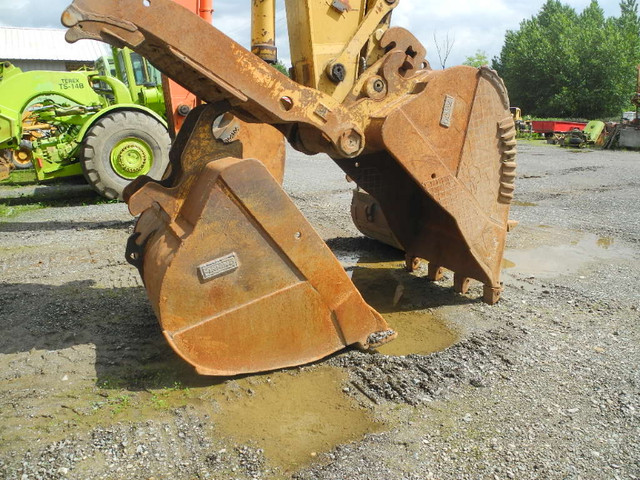 2003 Caterpillar 330CL Hydraulic Excavator in Heavy Equipment in Delta/Surrey/Langley - Image 3