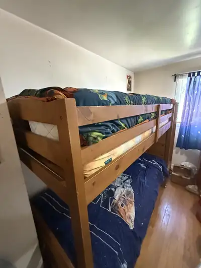 Lit 2 étages en bois avec escaliers en tiroirs, View more