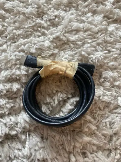 Câble HMDI ordinateur écran / HDMI cable for computer mon, View more