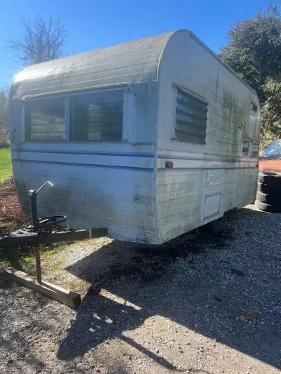 Tows gd early models rare models Shasta Scotty boler beachcomber orbit rocket etc etc solid gd tires...