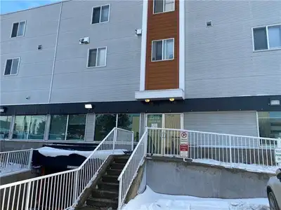 2 beds 2 bath condo in Fort Mc Downtown