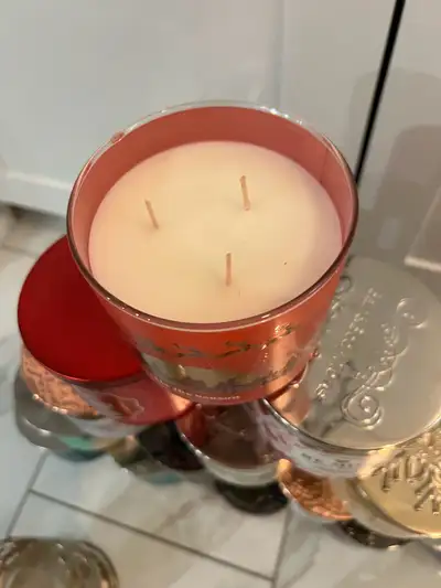 3 wicks B&BW candles , View more