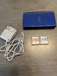 Nintendo DS Lite with 2 Zelda games