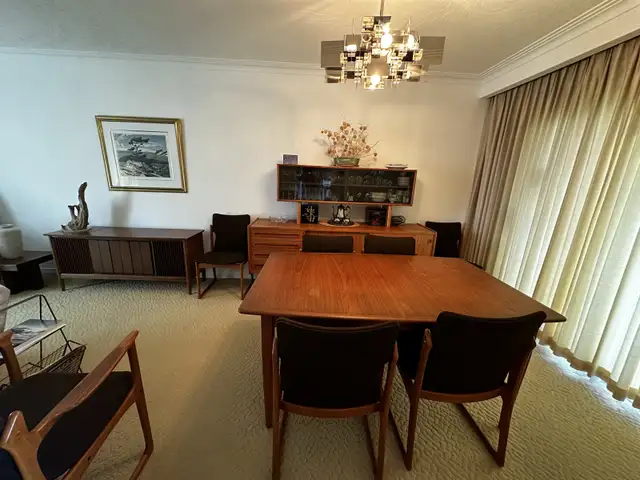 Danish teak dining set in Dining Tables & Sets in City of Toronto - Image 4