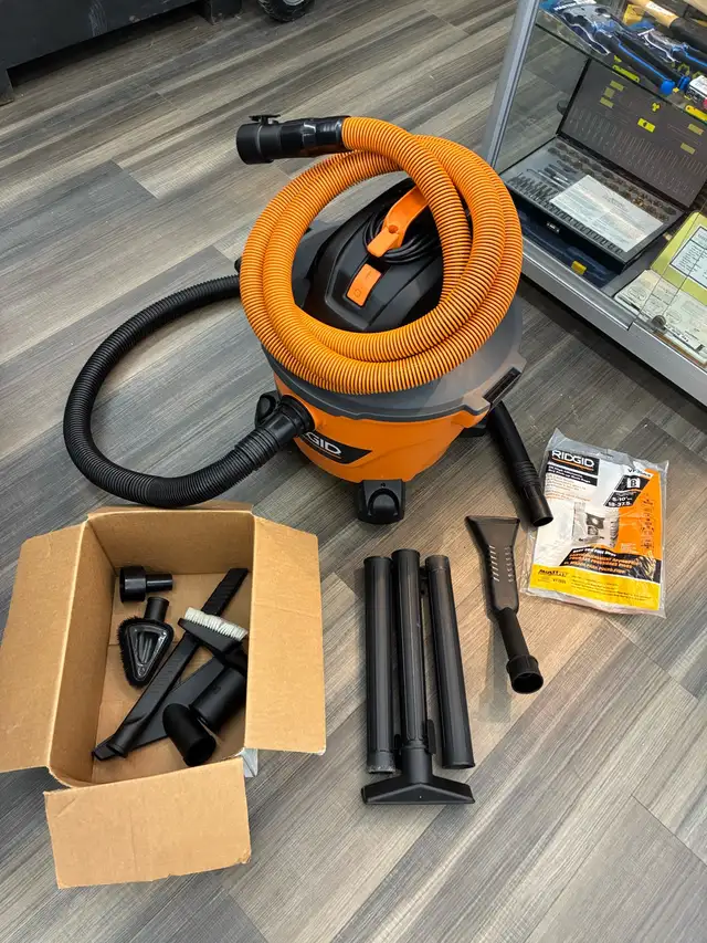 Ridgid HD09001 Shop Vacuum in Power Tools in City of Toronto - Image 3