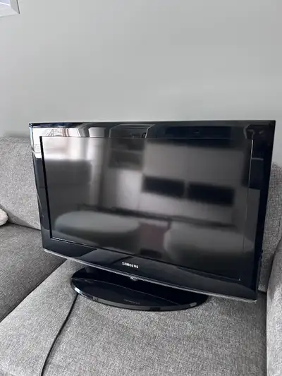 Samsung 32" LCD TV - Not a Smart TV, View more