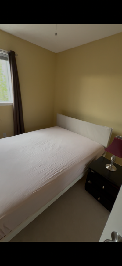 I’m looking for a female roommate. Young or mature woman only. Must be clean, participate in keeping...