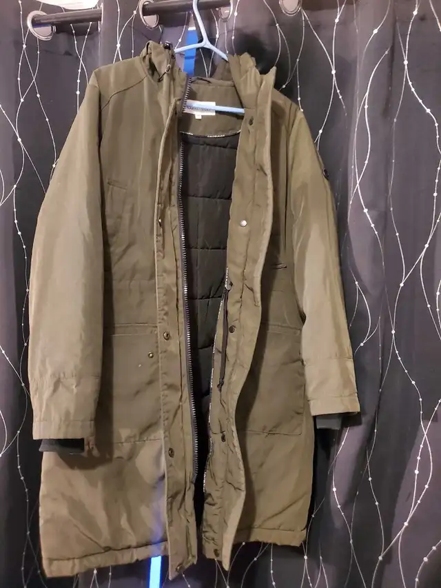 Women's Calvin Klein Winter Jacket - Medium in Men's in Kitchener / Waterloo - Image 2