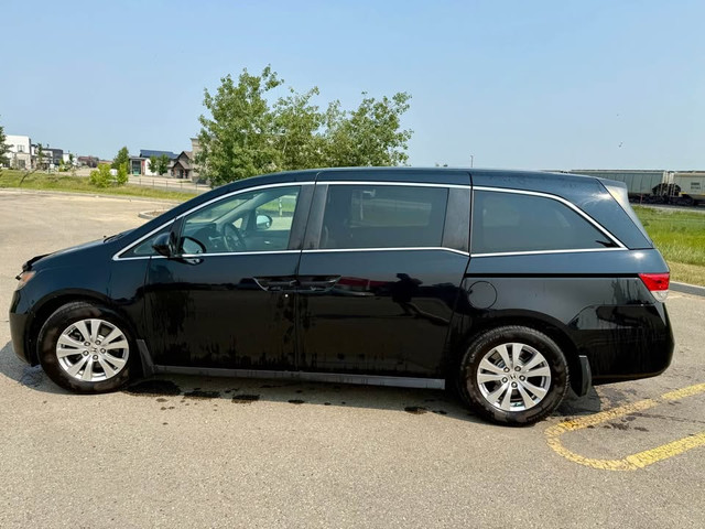 2017 Honda Odyssey Excellent Condition New Winter Tires & Rims in Cars & Trucks in Grande Prairie - Image 3