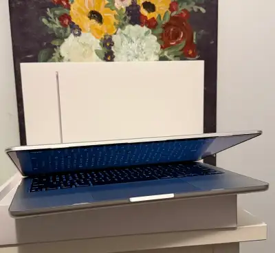 Macbook Air M4 13” 256GB 16GB , View more