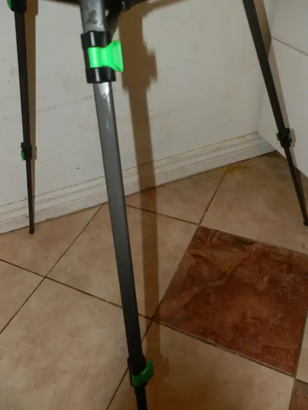 VINTAGE CULLMANN 2161 ADJUSTABLE TRIPOD, WEST GERMANY  EXCELLEN in Arts & Collectibles in City of Halifax - Image 8