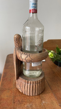 Sea Turtle Wooden Wine Bottle Stand