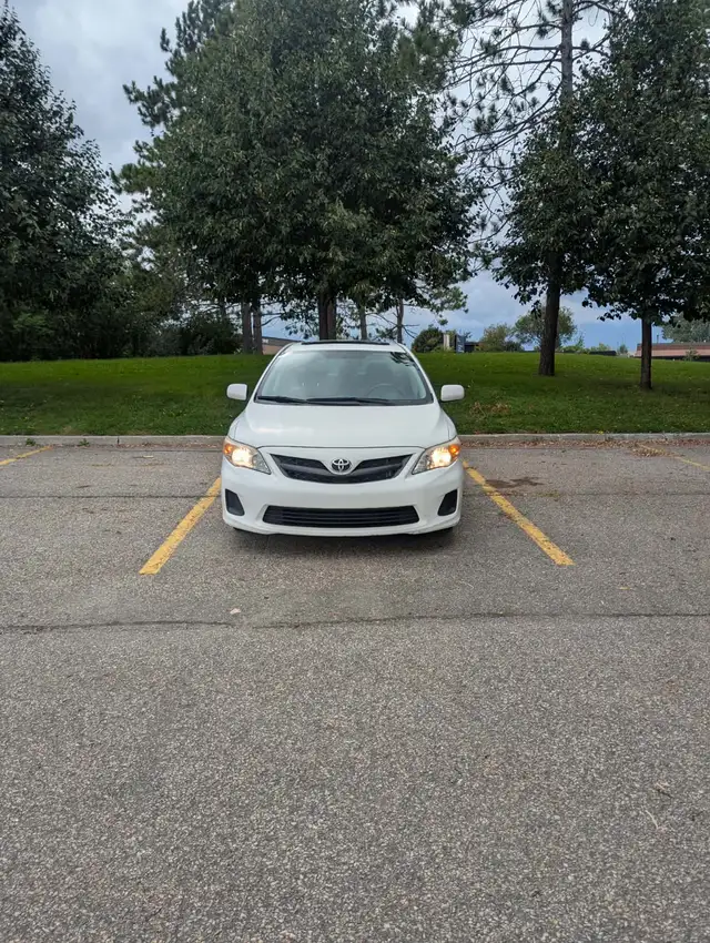 Toyota Corolla CE 2013 - Automatic552489506288455688
