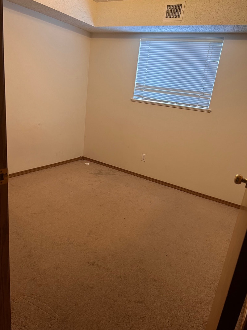 One bedroom available for rent Room Rentals & Roommates Winnipeg