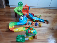 Zoo Vtech avec 3 personnages et une auto