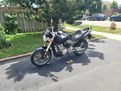 Up for sale honda 599, engine runs great no issues have clean title in hand There is rash damage on...