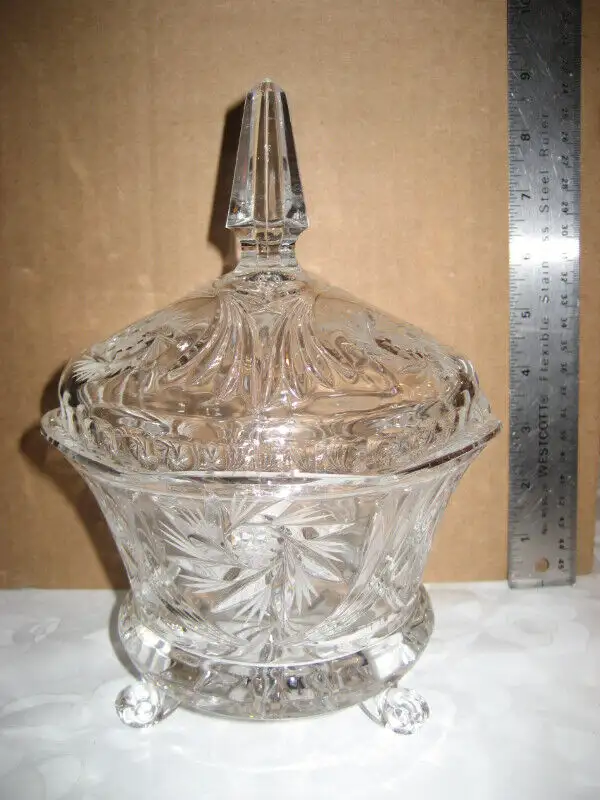 Pinwheel Crystal / Cristal avec Motif Pinwheel in Kitchen & Dining Wares in City of Montréal - Image 3