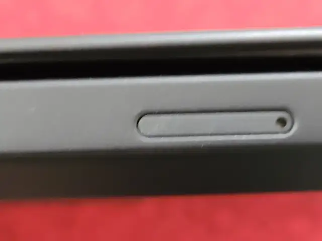 Lenovo Thinkpad  T480s - 8th Generation in Laptops in City of Toronto - Image 9