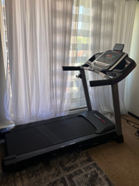 Health rider treadmill like new 