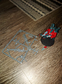 Warhammer 40k plastic painted red tyranid hive tyrant & bits