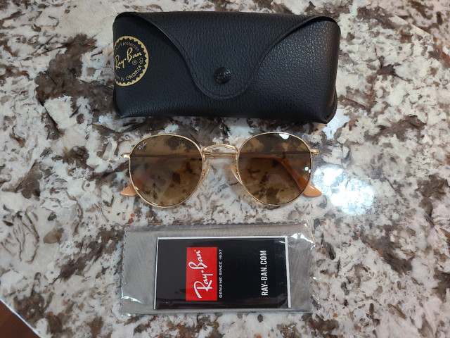 Brand New Ray-Ban Round Metal Sunglasses. MADE IN ITALY  in Other in City of Toronto - Image 4