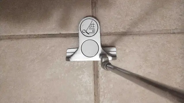 GOLF PUTTER DOUBLE BALL in Golf in Markham / York Region - Image 2