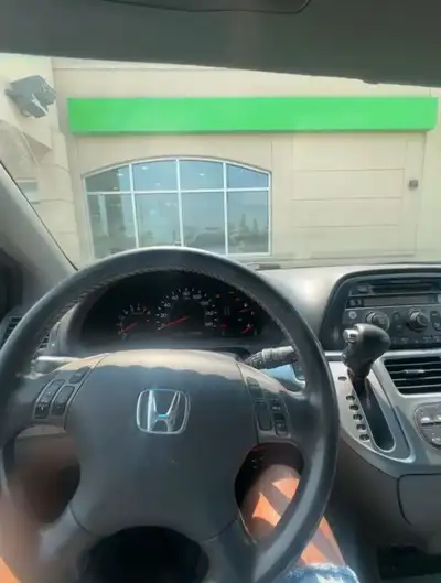 Runs and drive good Sunroof New breaks and rotors Good on gas