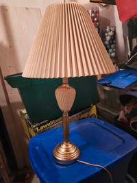  Lamp with shade