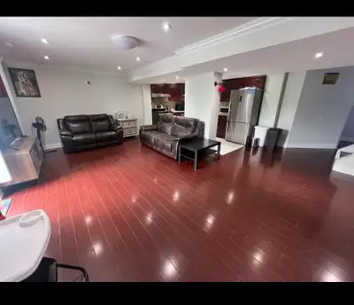 Walkout 2 bedrooms 1 washroom basement for lease in Markham box grove. Credit check, employment lett...