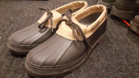 Bottes de pluie / rain boots (taille 9 / size 9)