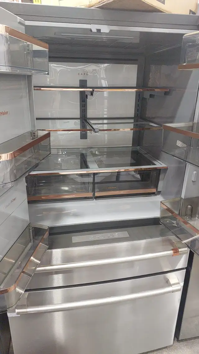  FRIDGE CLEARANCE SALE  | Mini Fridges  Apartment Size More in Refrigerators in Mississauga / Peel Region - Image 5