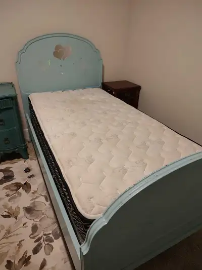 Single Bed, View more