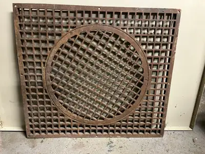 VINTAGE CAST IRON FURNACE GRATE FORCED AIR TYPE GRATE, View more