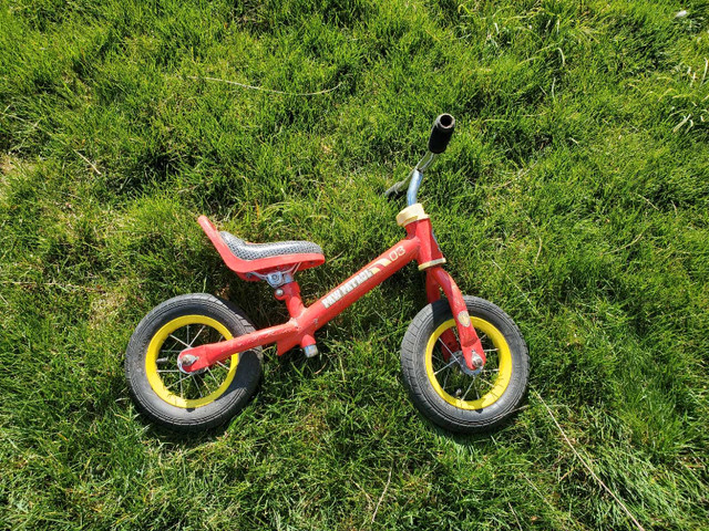 Kids Balance Bike $60 in Kids in Kitchener / Waterloo - Image 3