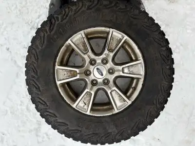 Forsale 4 rims and tires off a 2017 ford f-150 in good condition with pressure sensors that work, ti...