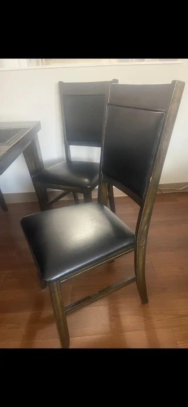 Dining table set555210972647936002