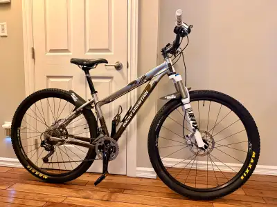 Rocky Mountain Vertex 29 MTB bike, View more