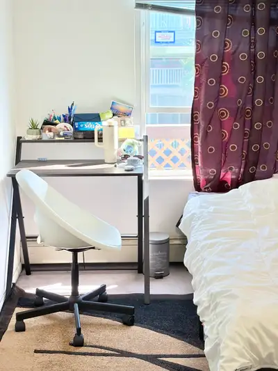 Room for rent in a 3 bedroom Duplex. Suitable for a female roommate. Available from September 1, 202...