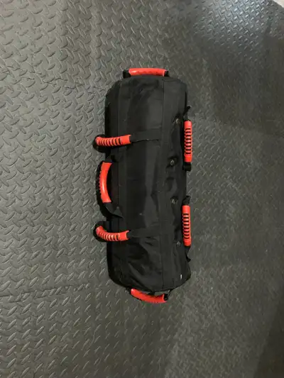 Very good condition, Barry used. Looking to sell. Can be used for a variety of workouts