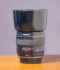Canon EF 85 f:1.8 lens
