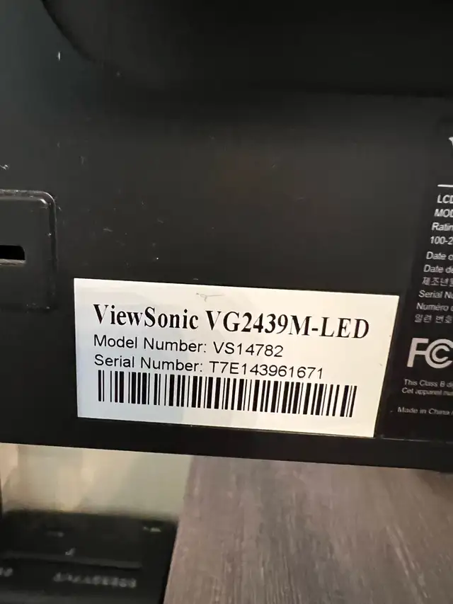 ViewSonic 24" Monitor (VS14782 / VG2439M-LED) in Monitors in City of Montréal - Image 4