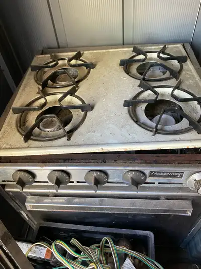 Shed cleaning one stove /oven and a furnace both working order 40.00 each or 60.00 for pair will onl...