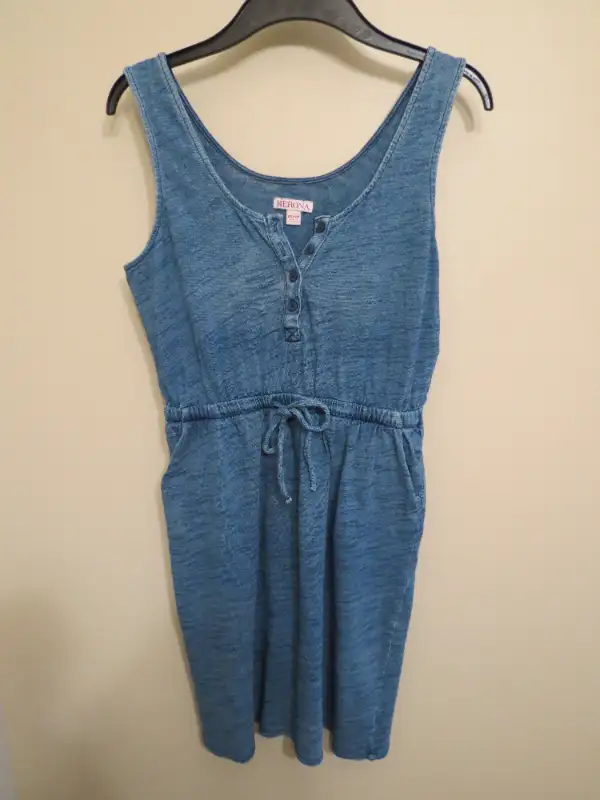 Womens Dynamite, Monteau, Monteau dresses $15 each in Women's - Dresses & Skirts in Vernon - Image 8