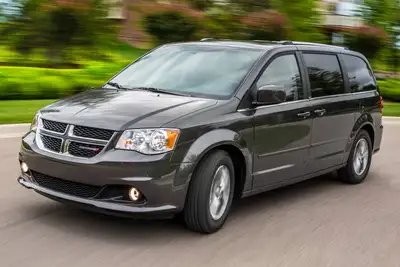 Pictures are similar to vehicle - Granite Crystal Metallic exterior, grey/black interior. 3.6 V6 283...