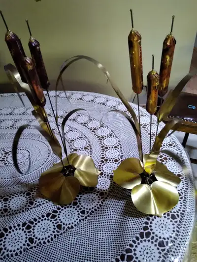 Metal Art Set. Handcrafted Bull Rushes. Made in Winnipeg by Gabarelli Co. Good Condition.