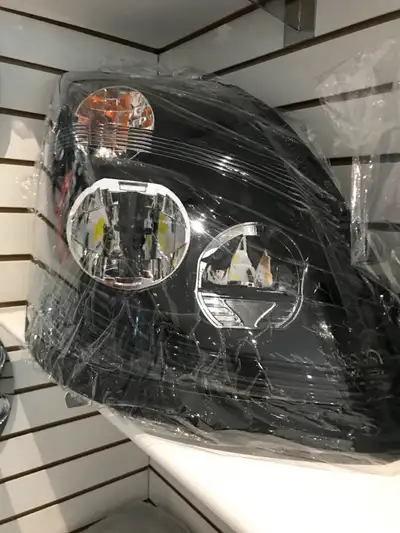 volvo fully LED Headlights Brand new, one year warranty. DOT/SAE Approved . --NEED TRUCK PARTS? COME...