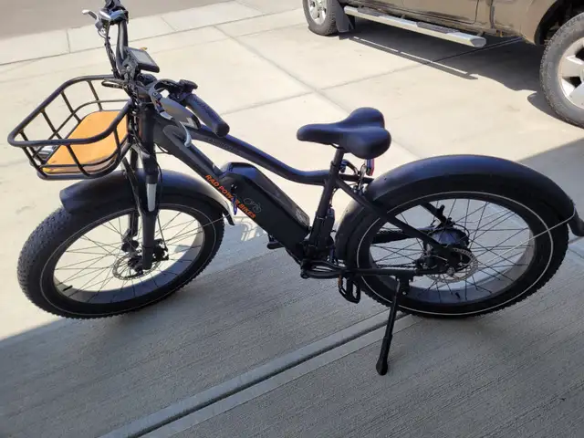 RadRover Electric Fat Bike Version 5 in eBike in Calgary - Image 3