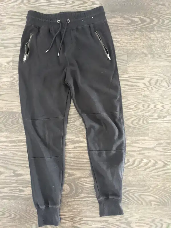 Sweatpants in Kids & Youth in Mississauga / Peel Region - Image 4