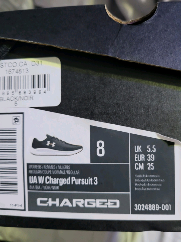 Size 8 Under Armour Charged Pursuit 3 new in the box  in Women's - Shoes in Kitchener / Waterloo - Image 4