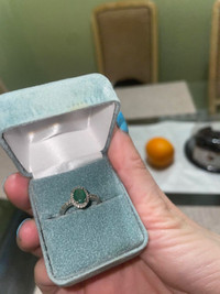 Women's white gold size 6 real emerald/diamond ring